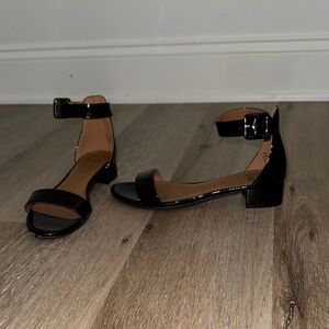 Black Ankle Strap low heel sandal